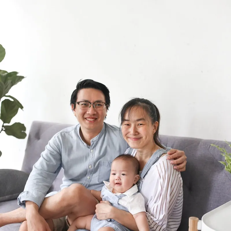 Li Tying with her husband and their baby