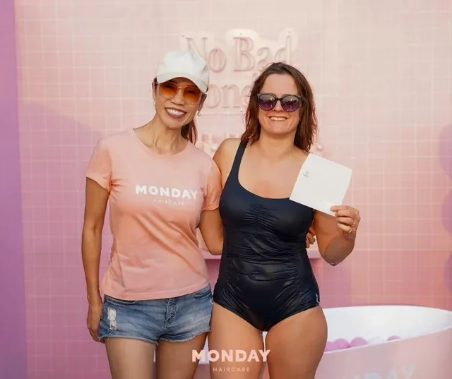 MONDAY Haircare Good Hair Good Vibes frame with guests